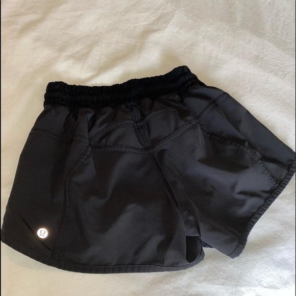 lululemon black track short - Picture 4 of 4